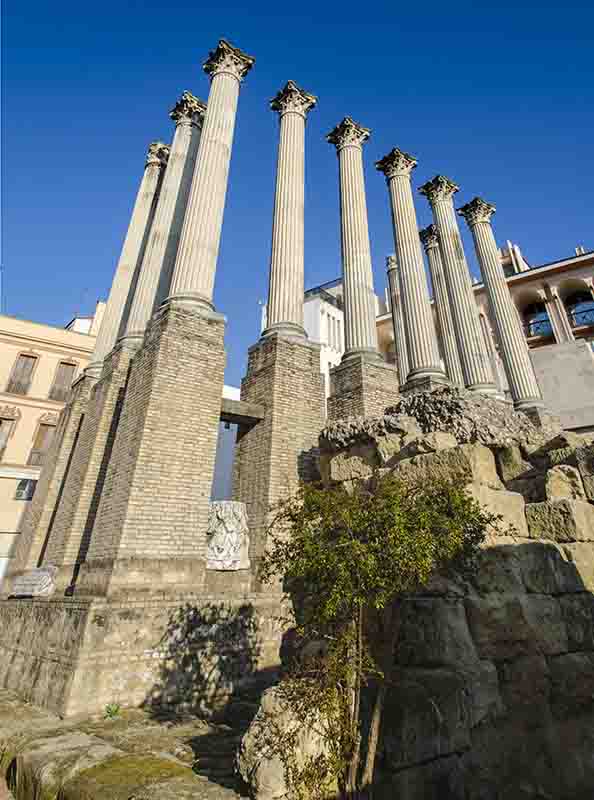 Córdoba 123 - Templo Romano.jpg